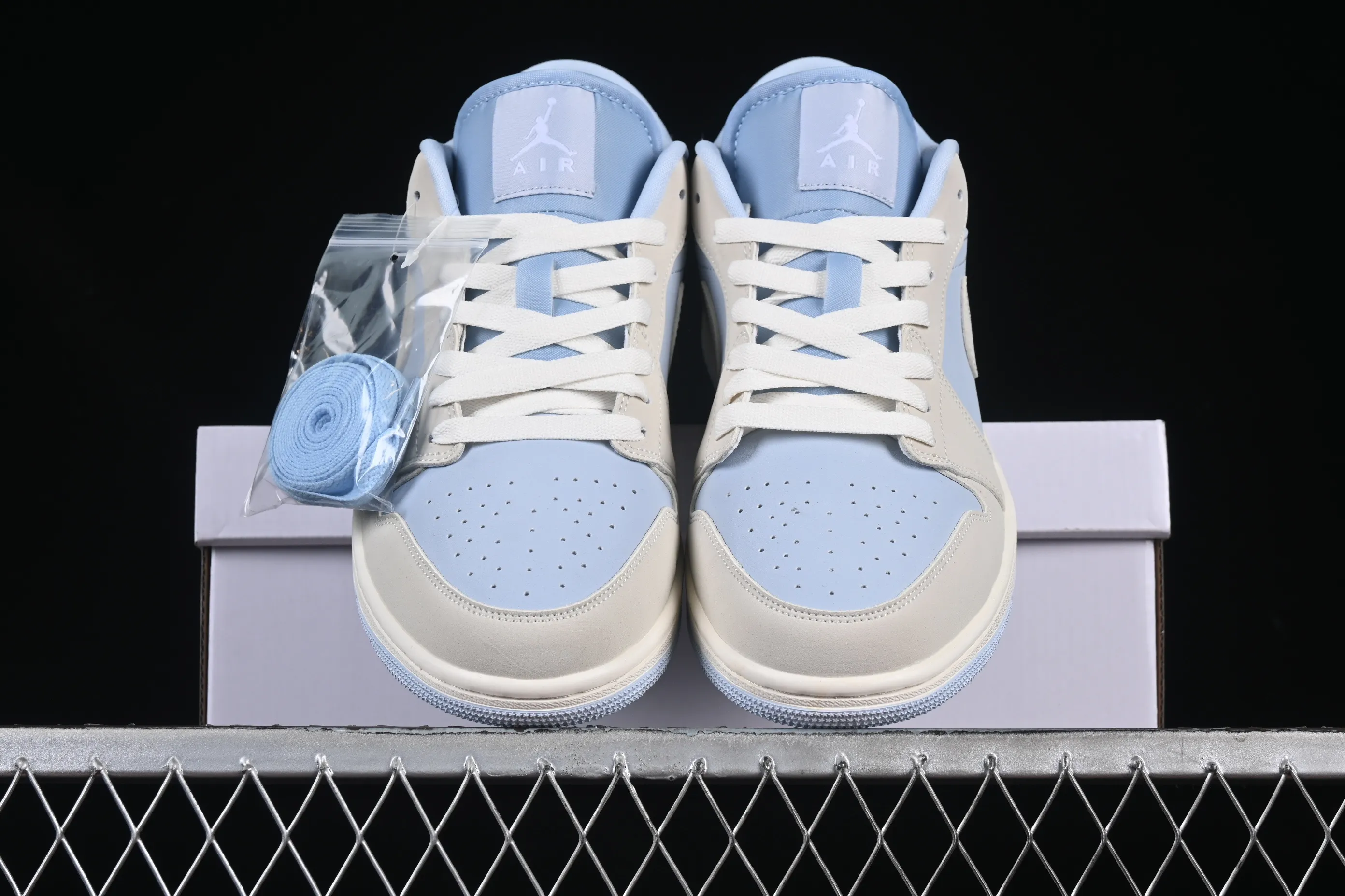 All categories Air Jordan Jordan series basketball shoes Air Jordan 1 Low Air Jordan 1 Low "Hydrogen Blue" gray blue low-top cultural and casual sneakers IB4003-407